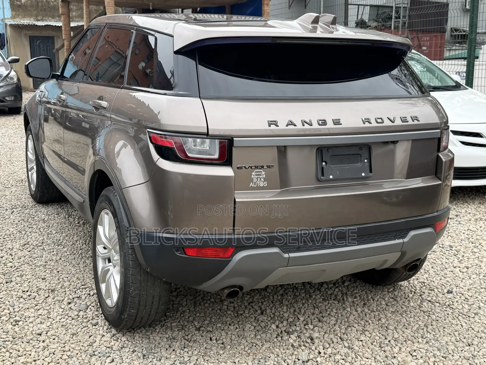 Land Rover Range Rover Evoque HSE Dynamic 4x4 (2.0 4cyl 9A) 2016 Gold