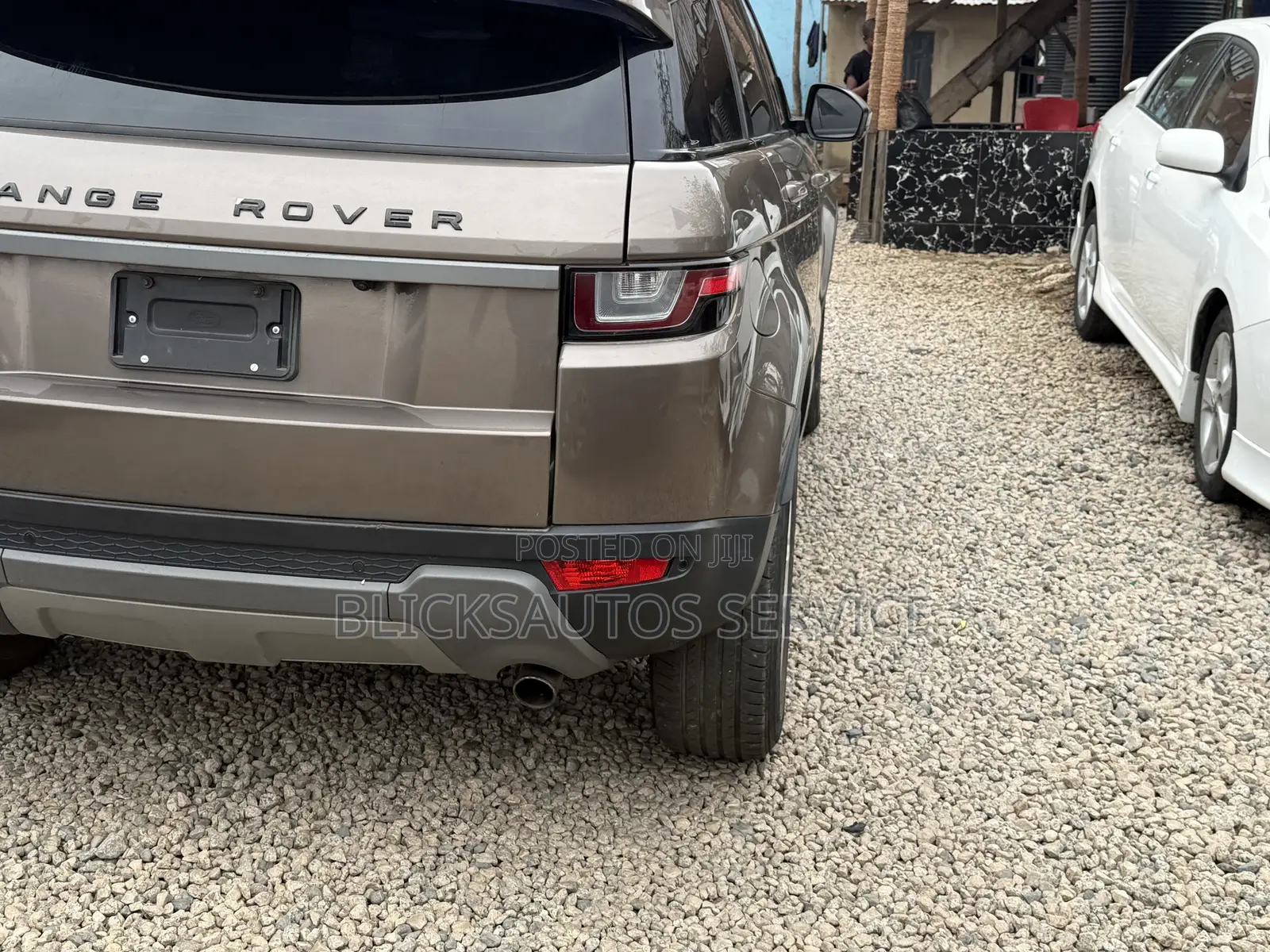 Land Rover Range Rover Evoque HSE Dynamic 4x4 (2.0 4cyl 9A) 2016 Gold