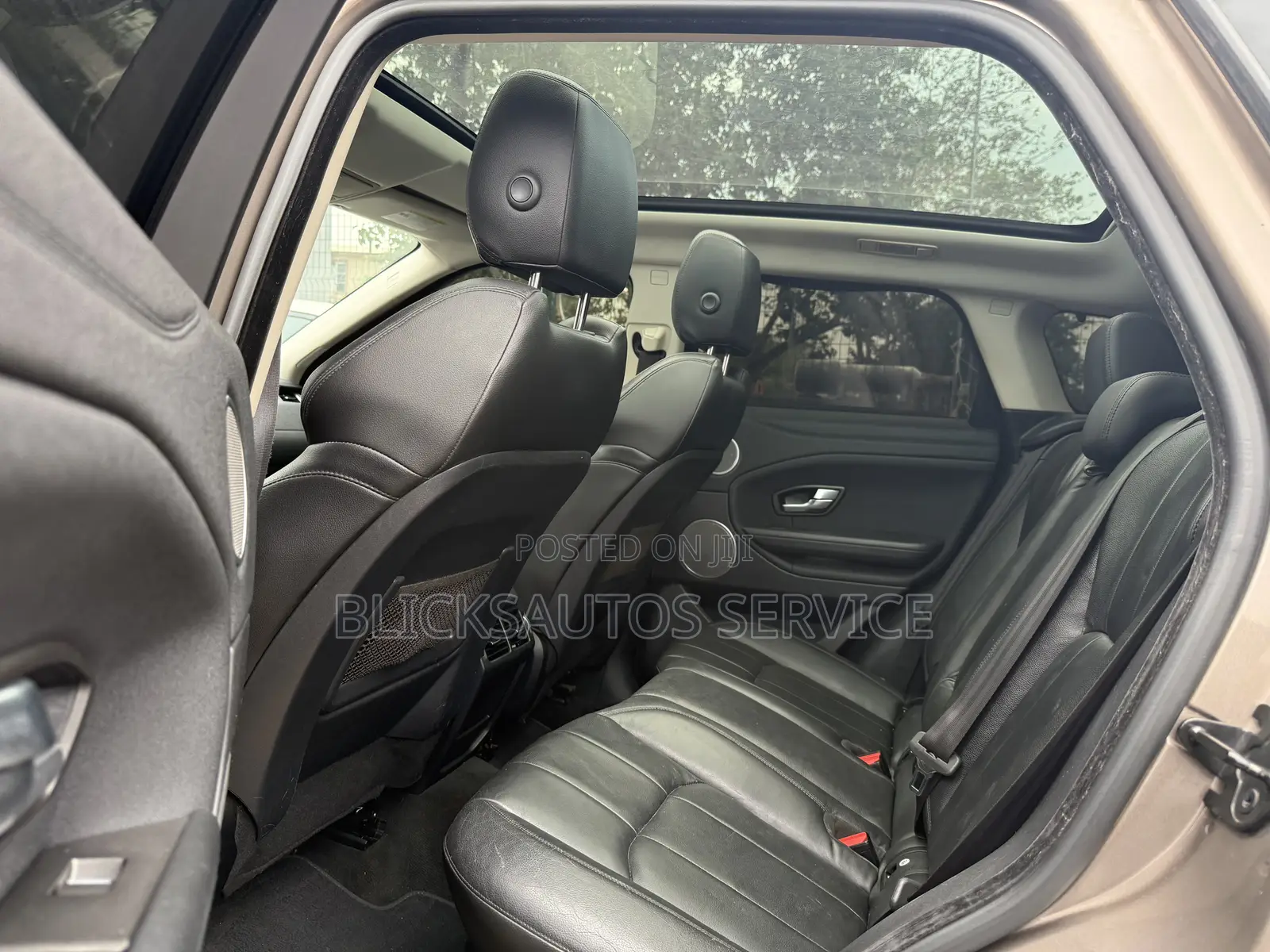 Land Rover Range Rover Evoque HSE Dynamic 4x4 (2.0 4cyl 9A) 2016 Gold