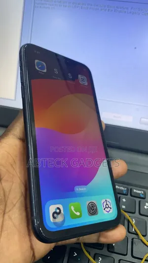 Apple iPhone XR 64 GB Gray
