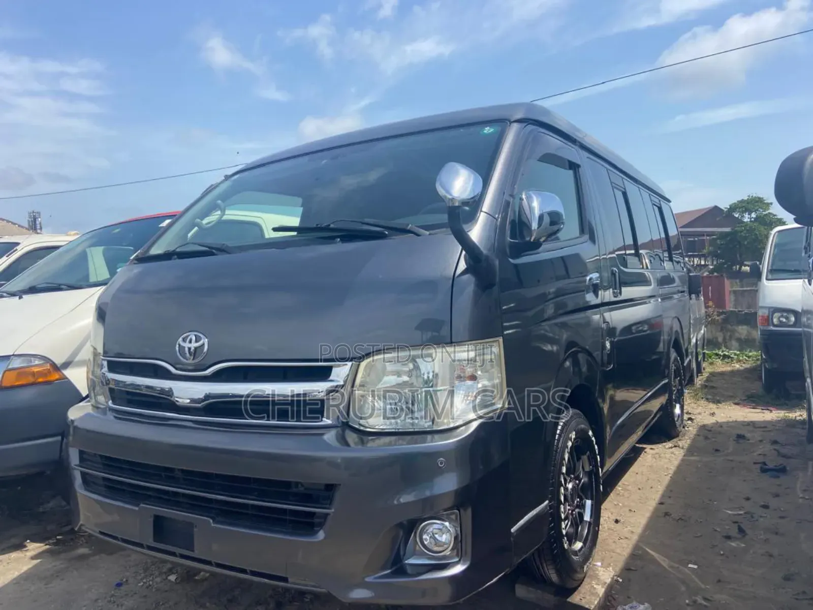 Toyota HiAce 2012 Grey