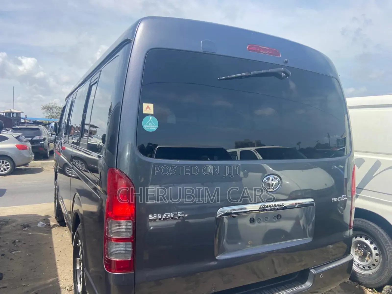 Toyota HiAce 2012 Grey