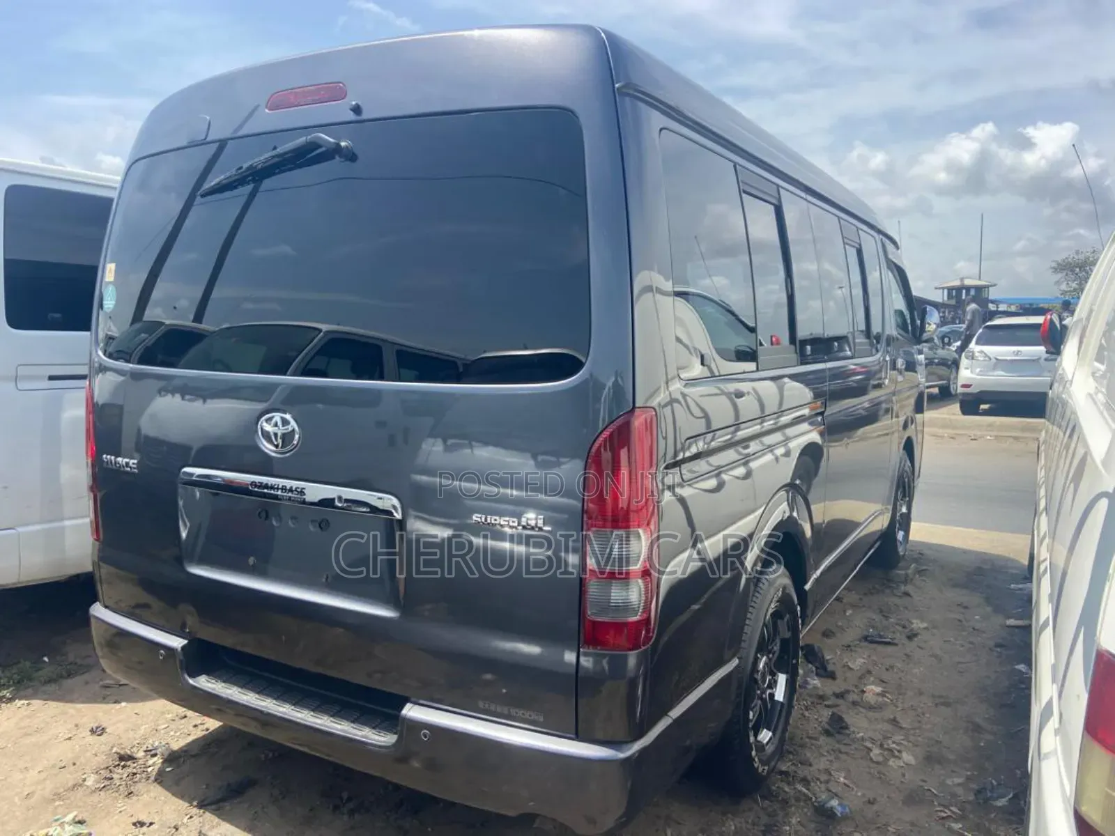 Toyota HiAce 2012 Grey