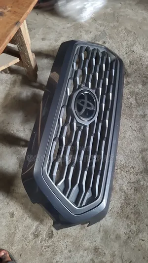 Front Grill Tacoma 2018