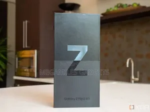 New Samsung Galaxy Z Flip 3 256 GB Rose Gold