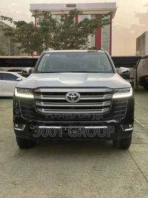 New Toyota Land Cruiser LC300 2025 Black