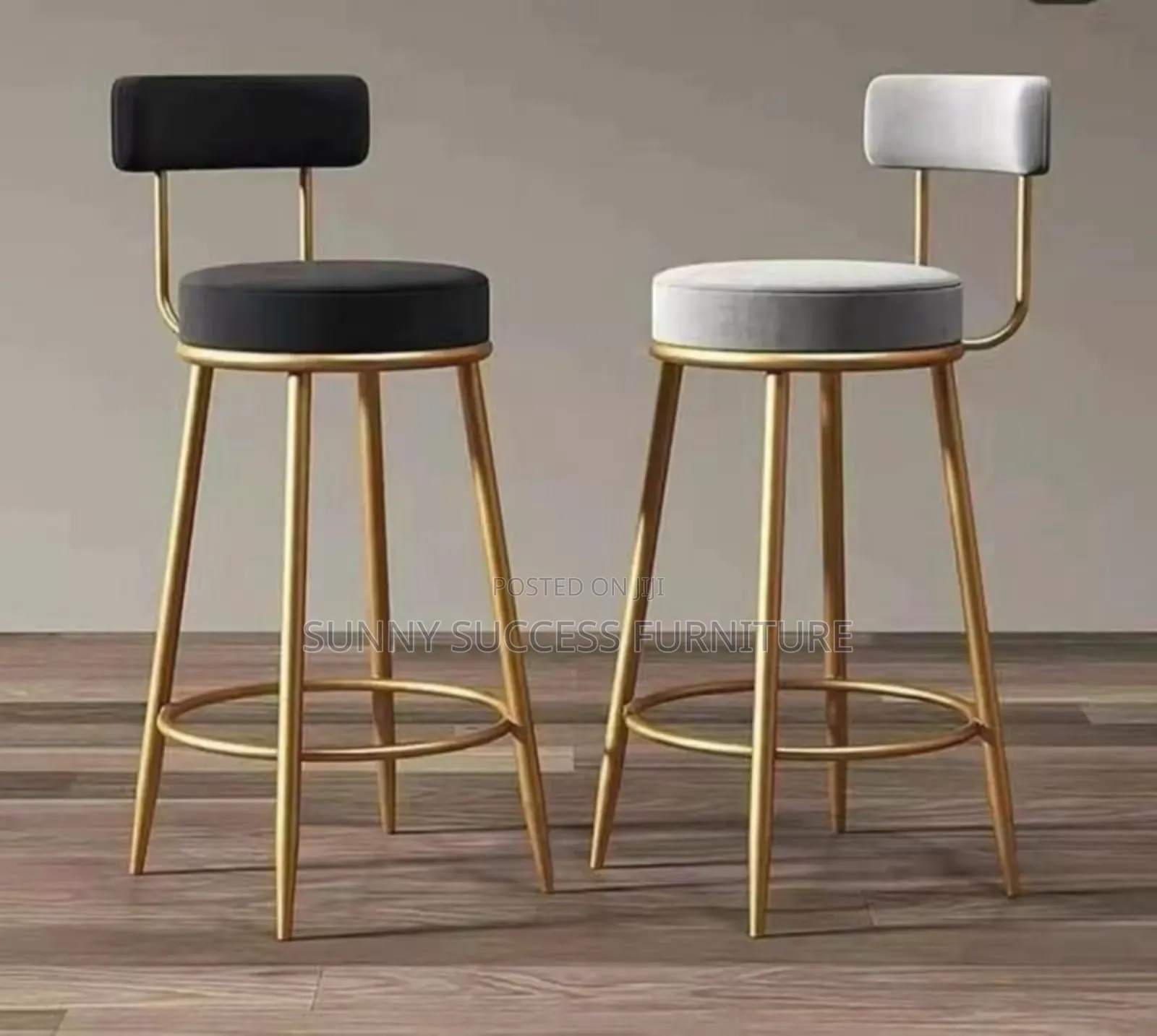 Bar Stool With Padded Foam and Back Rest