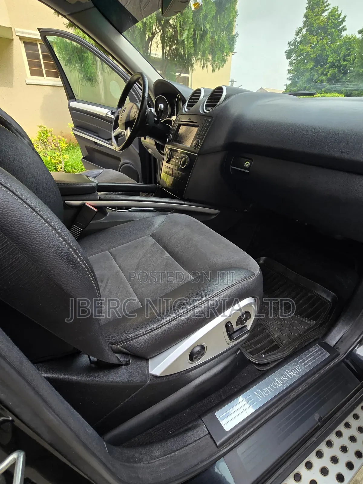 Mercedes-Benz M Class 2011 Black