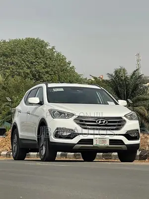 Hyundai Santa Fe SE AWD 2016 White