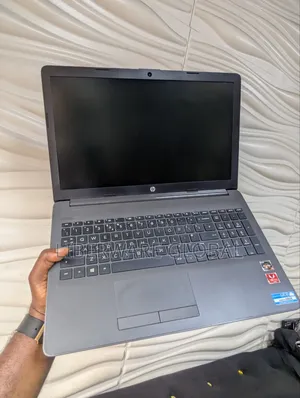 Laptop HP 255 4GB AMD Ryzen 5 SSD 128GB