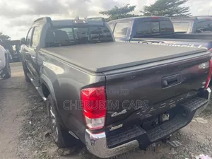 Toyota Tacoma TRD Sport 2017 Gray