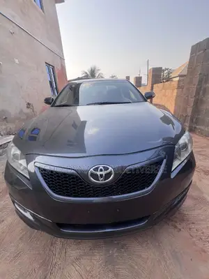 Toyota Camry 2.4 SE Automatic 2008 Gray