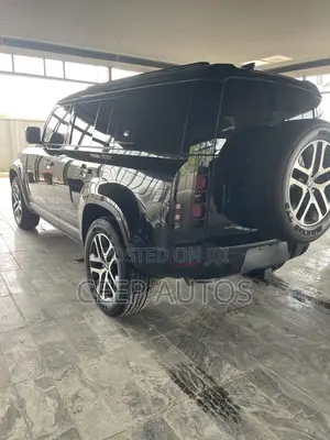 Land Rover Defender 2021 Black