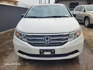 Honda Odyssey 2012 White