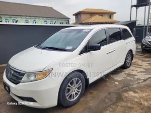 Honda Odyssey 2012 White