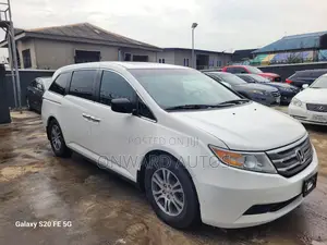 Honda Odyssey 2012 White