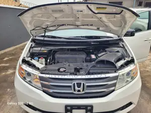 Honda Odyssey 2012 White