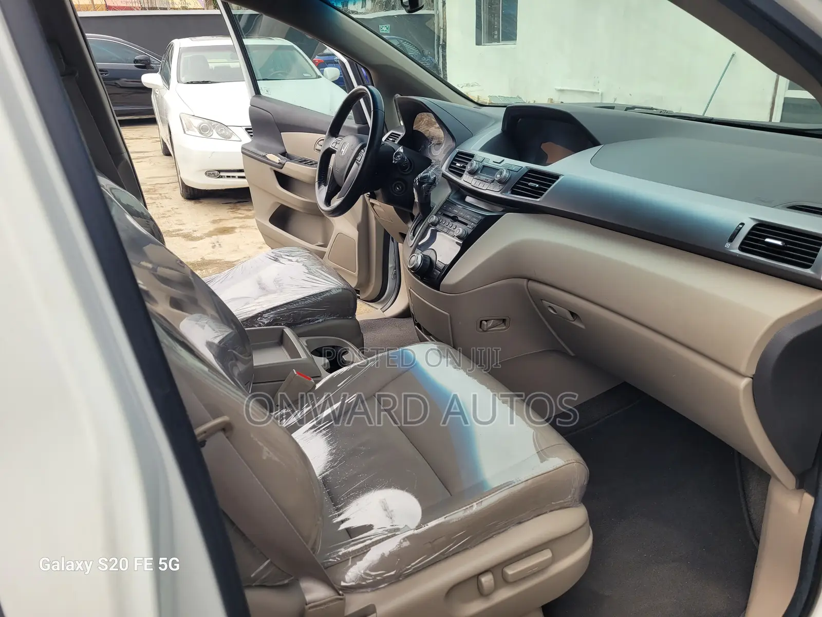 Honda Odyssey 2012 White