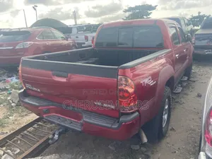 Toyota Tacoma Double Cab V6 Automatic 2010 Maroon