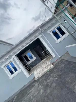 1bdrm Apartment in Second Avian, Akala Express for rent