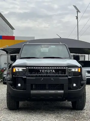 New Toyota Land Cruiser Prado 2.8 2025 Black