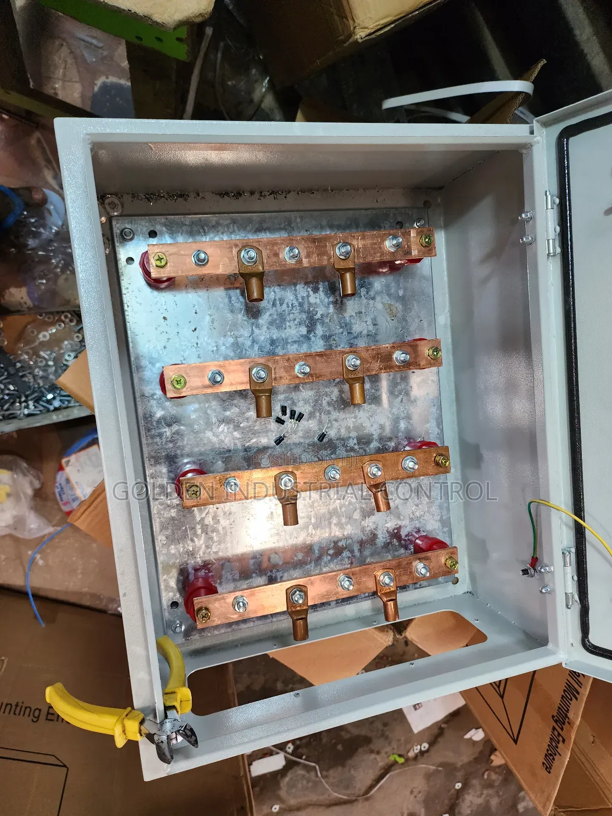 Boxbar Panel 200a