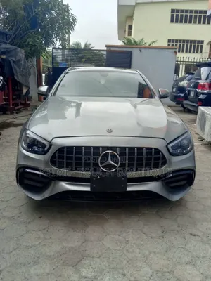 Mercedes-Benz E300 4Matic AWD Sedan (2.0L 4cyl 9A) 2017 Gray