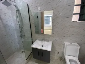 3bdrm Apartment in Victoria Island Extension for rent