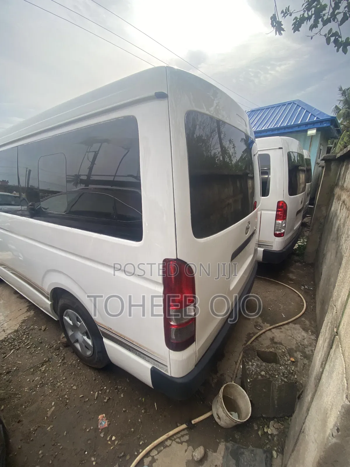 Toyota HiAce 2015 White
