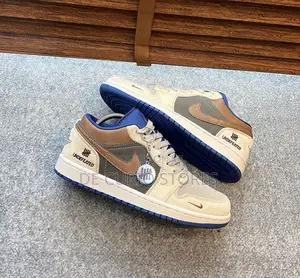 Nike Air Jordan 1 Low "Undefeated"