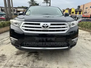 Toyota Highlander Limited 3.5l 4WD 2013 Black