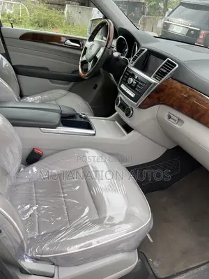 Mercedes-Benz M Class ML 550 4Matic 2013 Gray