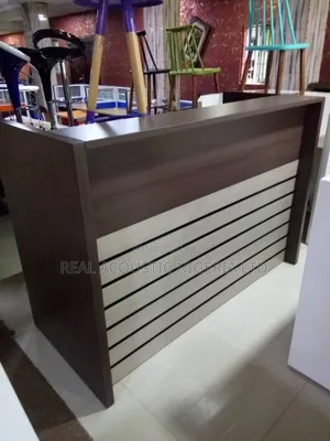 Modern Two-Tone Executive Reception Desk – Front Office Counter