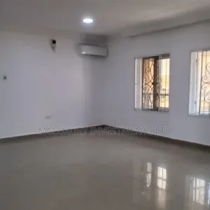 3bdrm Block of Flats in Banana Island for rent
