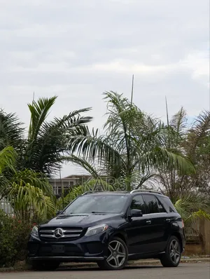 Mercedes-Benz GLE-Class GLE 400 4MATIC 2017 Blue