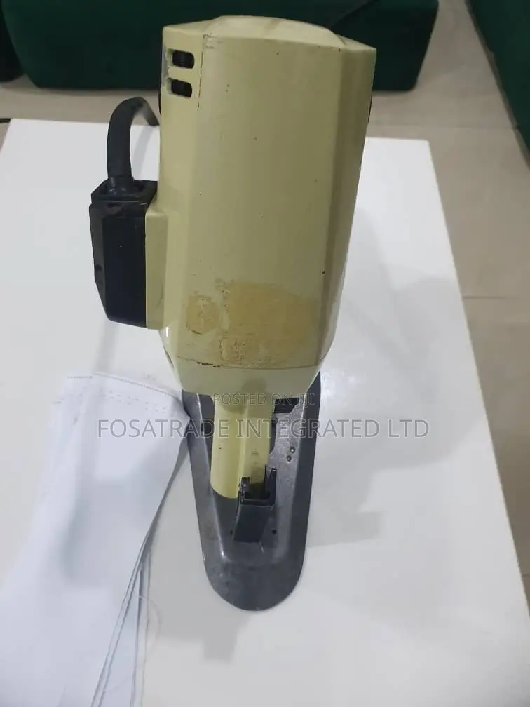 Fabric Cutter