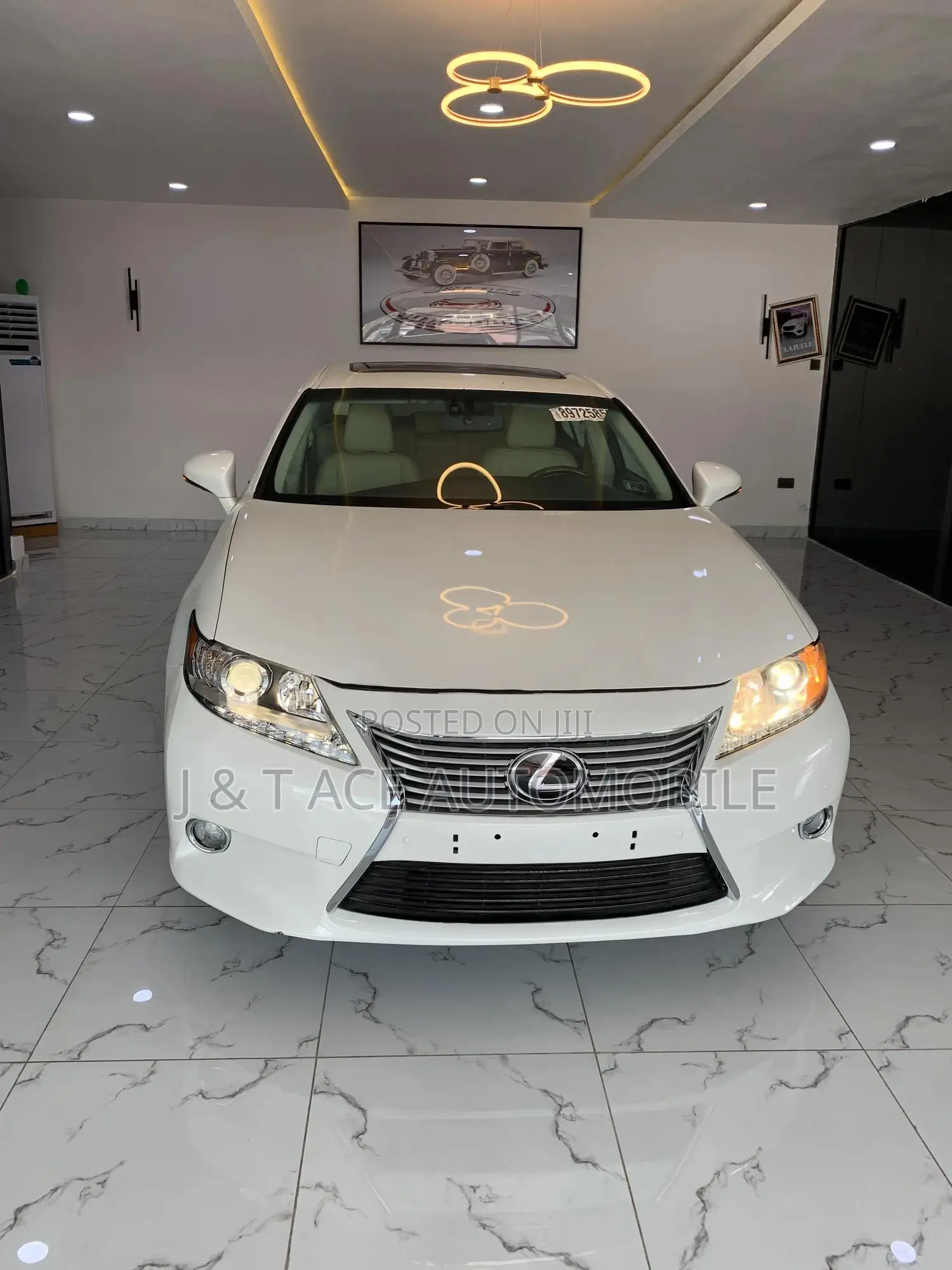 Lexus ES 2013 White