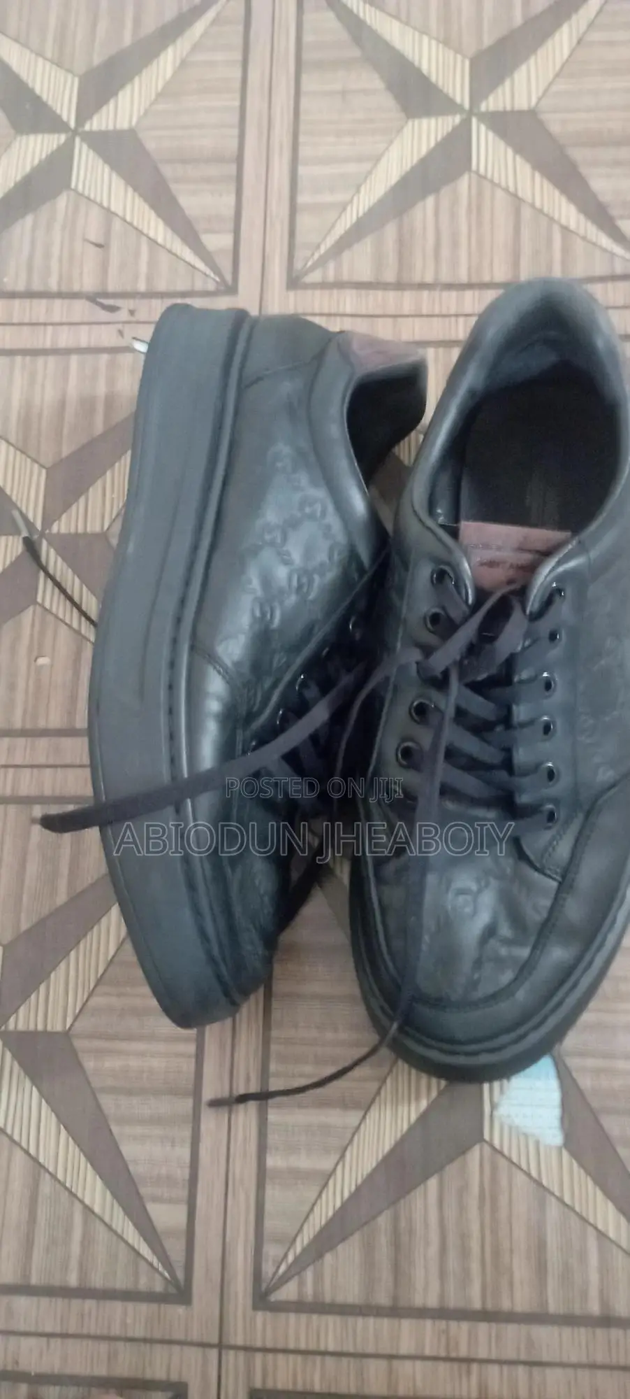 Premium Akube Footwear