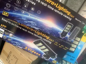 Solar Streetlight V380pro ()Ai PTZ 3lens Camera