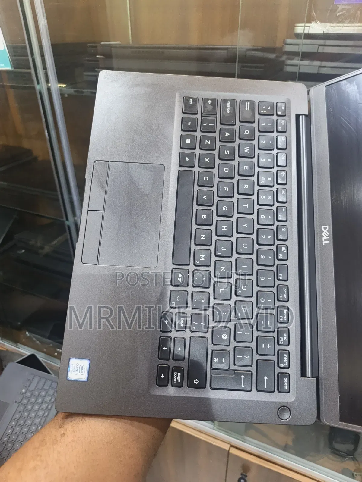 Laptop Dell Latitude 7400 8GB Intel Core i5 SSD 256GB