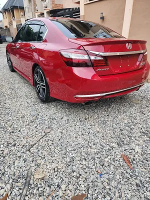 Honda Accord Sport SE 4dr Sedan FWD (2.4L 4cyl 2A) 2017 Red