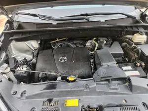Toyota Highlander 2018 Silver