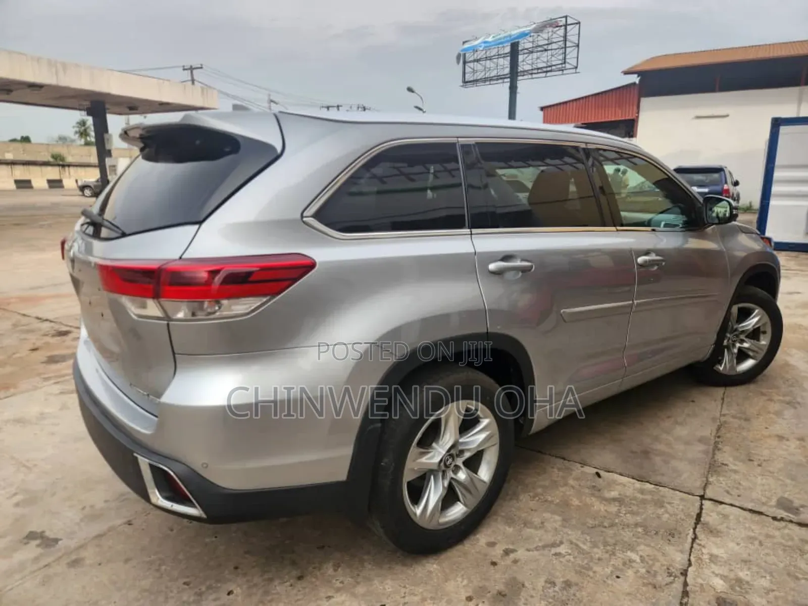 Toyota Highlander 2018 Silver
