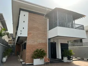 5bdrm Duplex in Lekki Phase 1 for rent