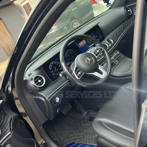 Mercedes-Benz E300 2019 Black