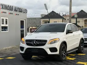 Mercedes-Benz GLE-Class AMG GLE 43 4MATIC 2017 White