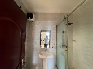2bdrm Apartment in Ikate Lekki Lagos for rent
