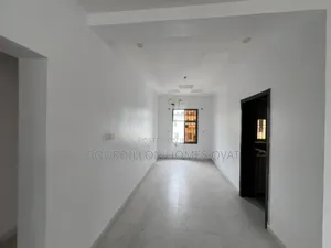 2bdrm Apartment in Ikate Lekki Lagos for rent