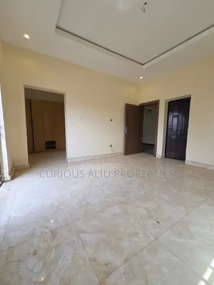 2bdrm Block of Flats in Block Of Flat, Life Camp for rent