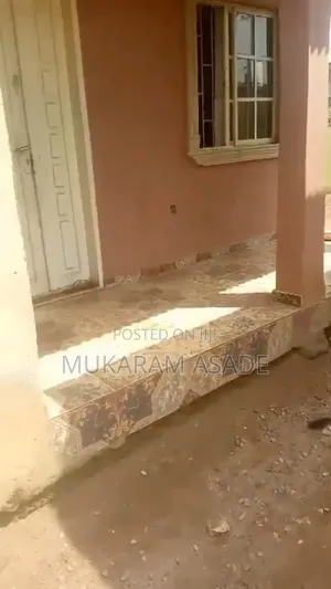 3bdrm Bungalow in Ado-Odo/Ota for sale